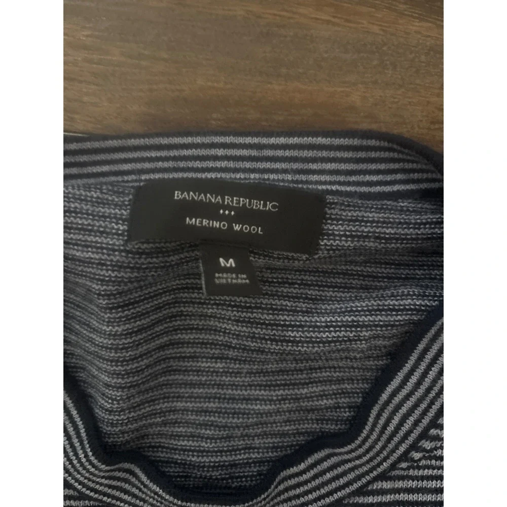 Banana Republic Mens Merino Wool Striped Crewneck Sweater Navy Grey Medium